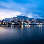 Getaway 2br W Sea View Daire Estepona