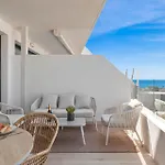 Daire Getaway 2br W Sea View Estepona