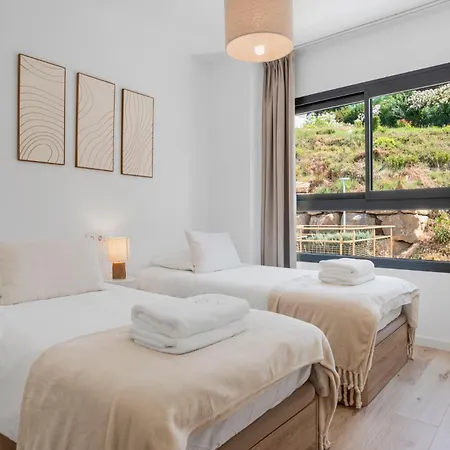 Daire Getaway 2br W Sea View Estepona